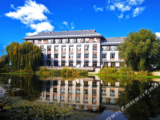 曲阜新月湾酒店(三孔景区店)