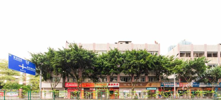 佛山鹏泰旅店(南庄地铁站店)图片