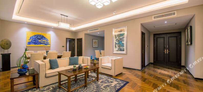 武汉悦廷酒店(汉口北地铁站店)图片