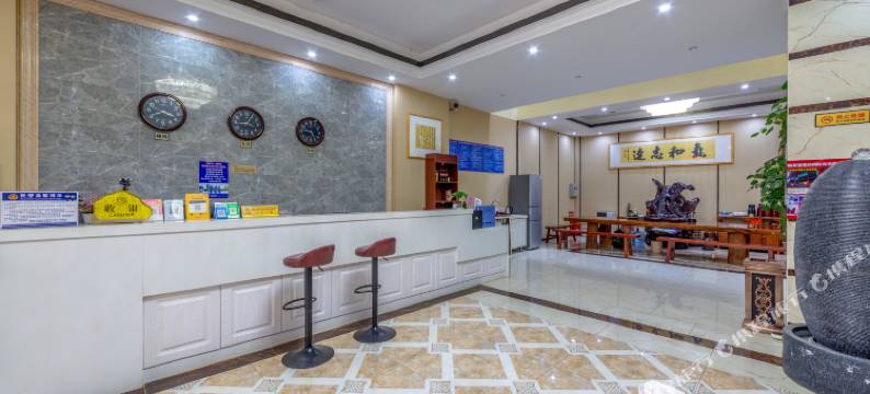 弥勒乾城酒店(湖泉生态园店)图片