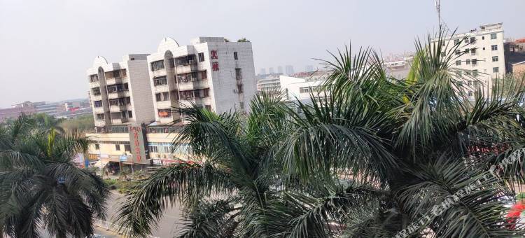 东莞怡丰昌盛梁小姐公寓(万高路分店)图片