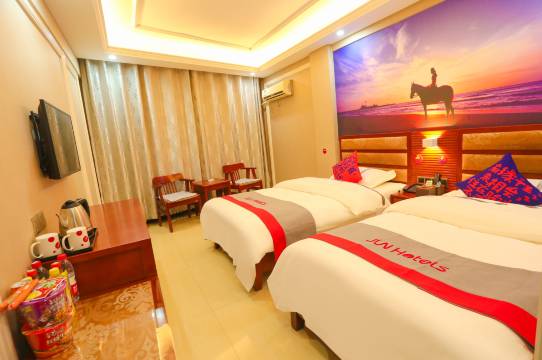 骏怡连锁酒店(围场县行政中心东店)