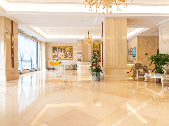 维也纳国际酒店廉江大道鑫源国际广场店