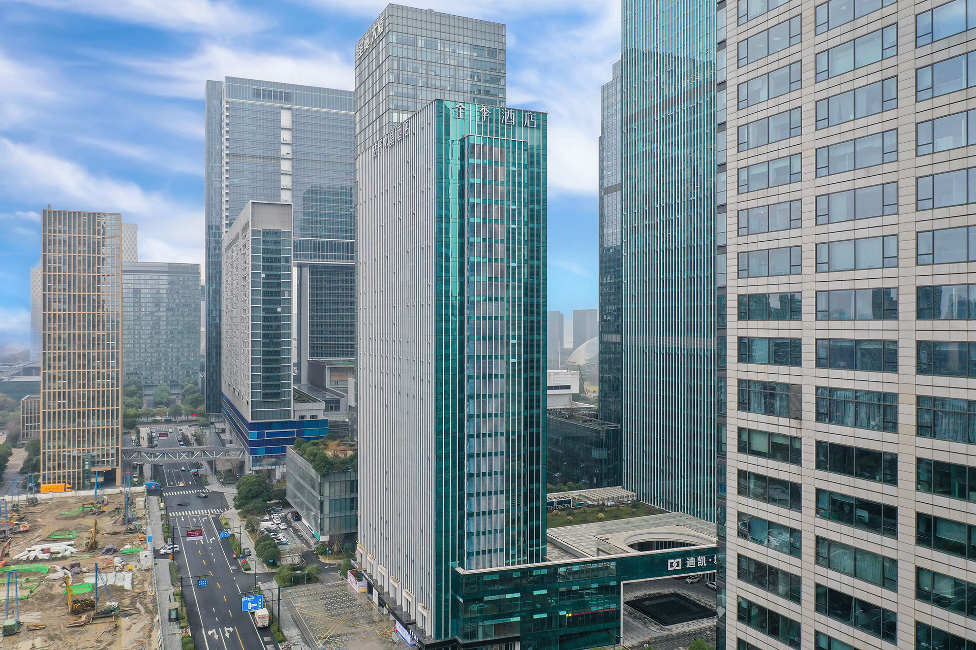 JI Hotel (Hangzhou Qianjiang New Town Civic Center)Over view