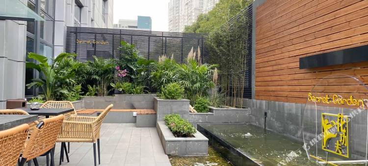 上海徐家汇八万人体育场珍宝酒店图片