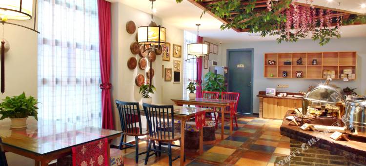 森林客栈(海口高铁东站店)图片