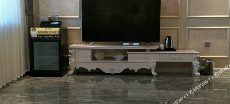 集贤学府酒店(福利屯站店)图片