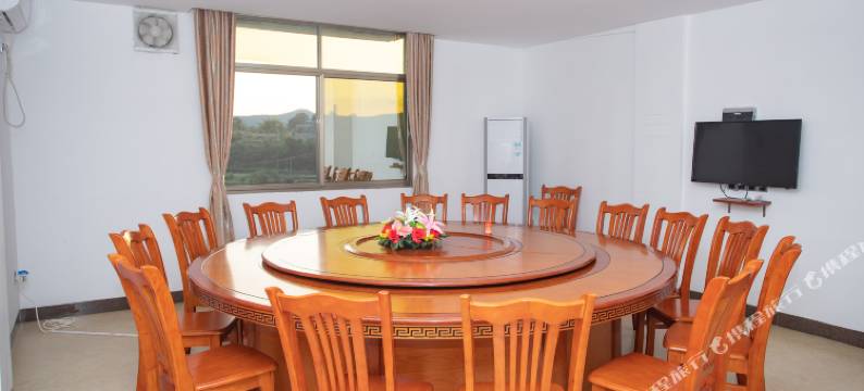 平远豪居人家酒店图片