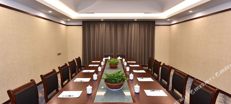 邹平东升乐居酒店(邹平汽车站店)图片