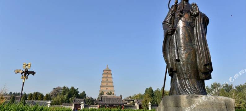 富唐酒店(西安大雁塔大唐芙蓉园店)图片