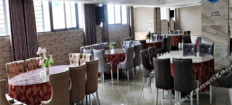 富顺幸福里四季酒店(时代广场店)图片