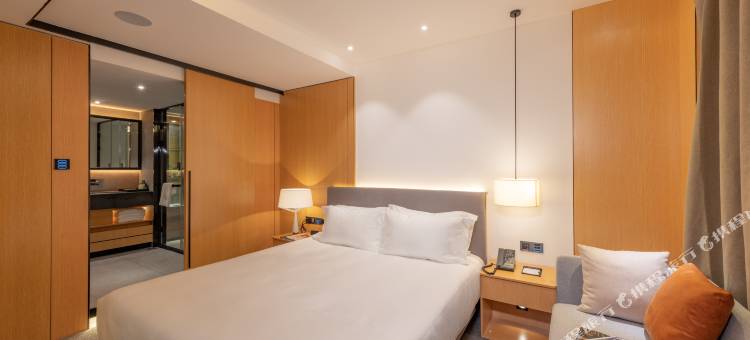 桂林灯塔轻居酒店(政务中心店)图片