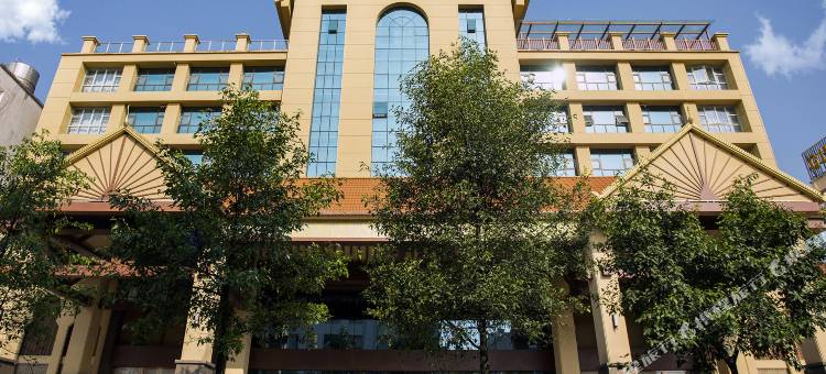 芒市柏栎荟舍酒店(德宏芒市机场店)图片