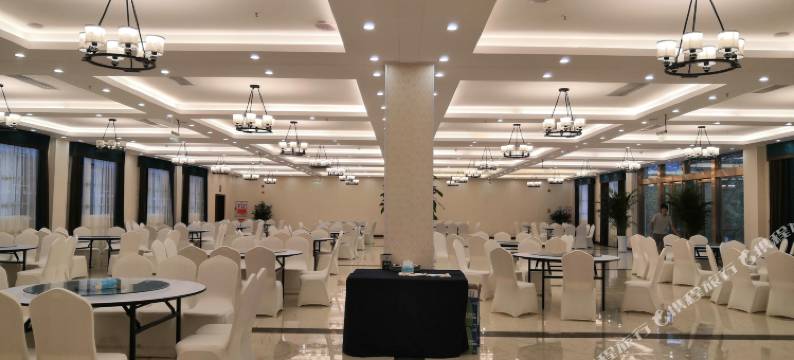 桐梓百花园酒店图片