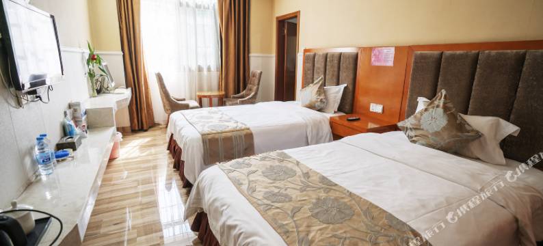 仪陇华晨映象商务酒店图片