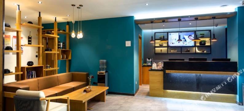 拉萨雪巷居酒店(布达拉宫店)图片