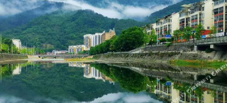 新青川大酒店图片