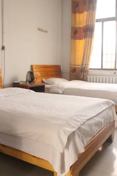 巨野巨野县劳动职业介绍所附近酒店,巨野酒店预订查询,巨野宾馆住宿