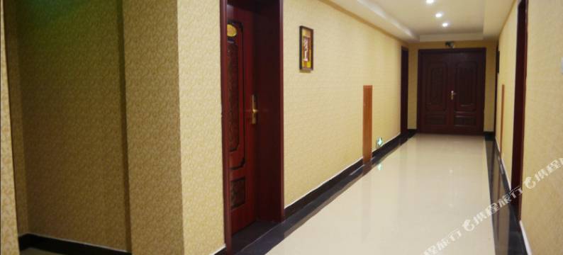 丹寨云客商务酒店图片