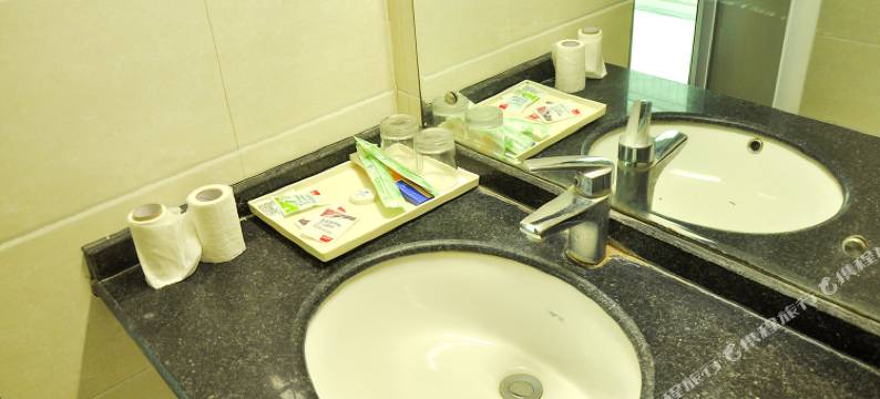 运城港湾商务酒店(张孝机场康杰中学店)图片