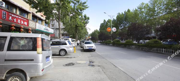 拉萨岗拉梅朵大酒店图片