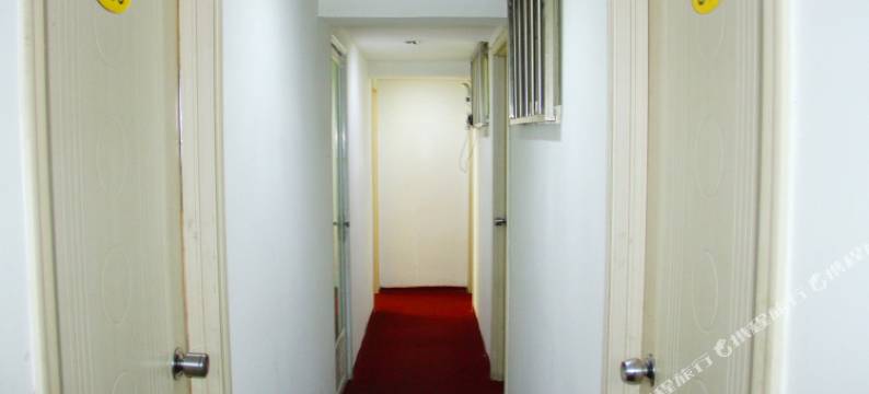 武汉铜人像旅馆图片