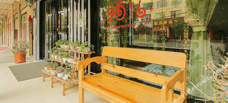 馨河宿酒店(曲靖火车站店)图片