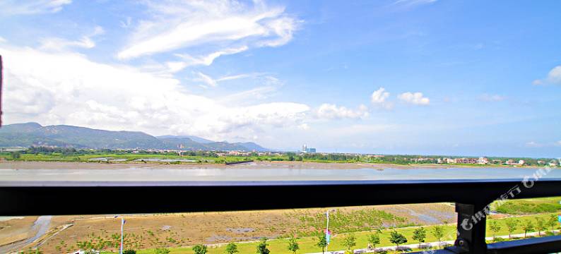 双月湾海景度假酒店(惠东万科店)图片