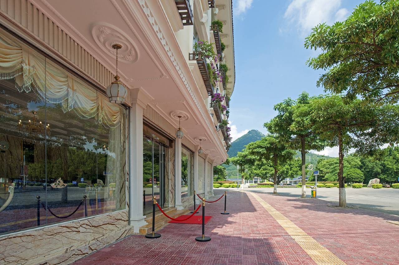 hotel overview picture