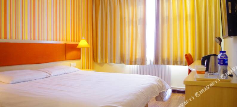 家酒店(兰州七中团结新村地铁站店)图片