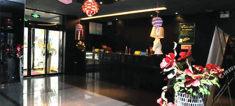 丁格曼电竞主题酒店(东营北一路店)图片