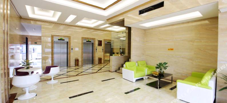 南宁万里商务大酒店(三职高火车站店)图片