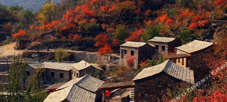 云上石屋图片