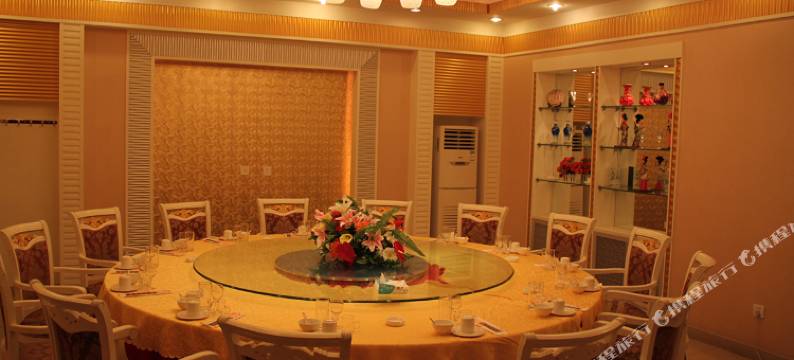 圣辉山庄酒店(北京圣莲山风景区店)图片