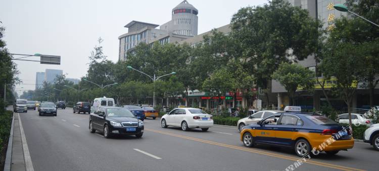 派酒店(石家庄火车站师范大学红旗校区店)图片