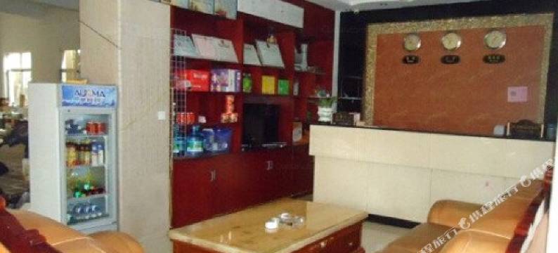 弥勒艺鑫宾馆(湖泉生态园店)图片