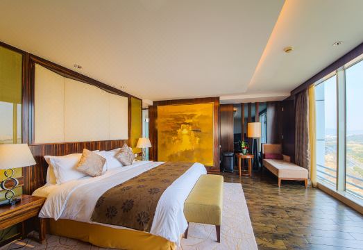 Taihu Golf HotelHotel Overview