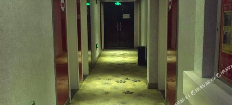 新绿园宾馆(宝丰县中心汽车站店)图片