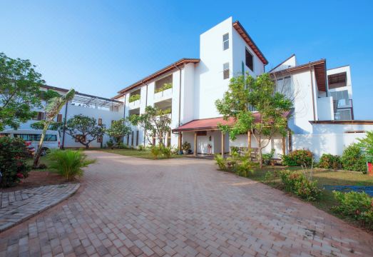 Cardamon Hotel Nilaveli Hotel Overview