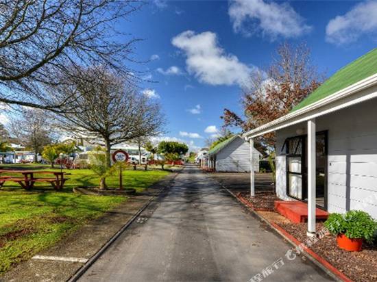 奧克蘭北岸汽車旅館加假日公園