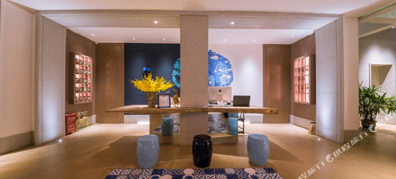 西双版纳景洪市爱纳酒店(告庄星光夜市店)图片