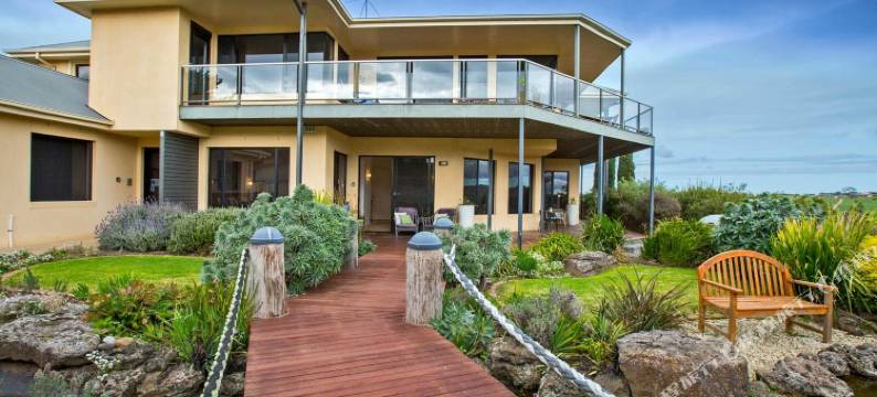 菲利普岛山顶公寓-仅限大人(Hilltop Apartments Phillip Island - Adults Only)图片