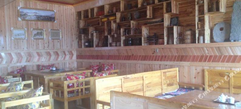 共和卓巴仓文化主题酒店图片