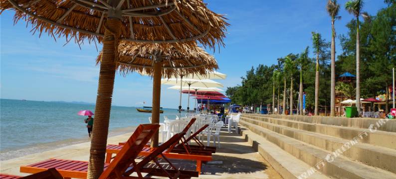 东兴海迎门梦幻宾馆图片