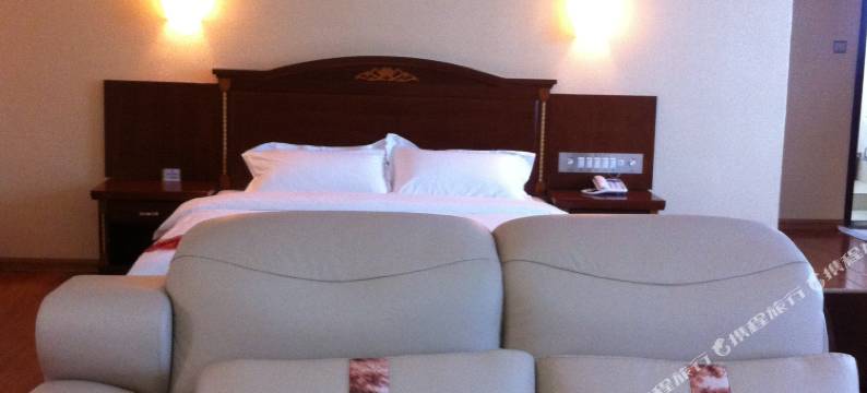 芒市宏丰电竞酒店(德宏芒市机场店)图片