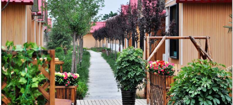 兴平华田生态酒店图片