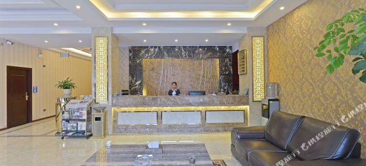 关岭龙和大酒店图片