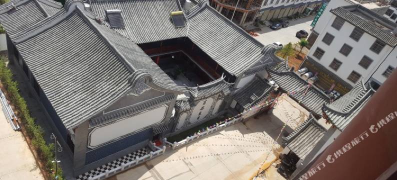 楚雄吕合宏强大酒店图片