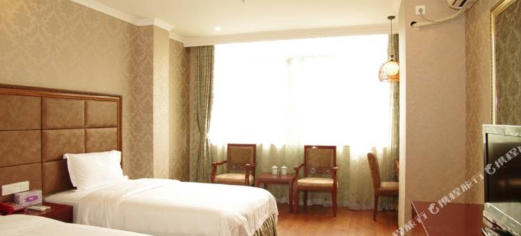 聚缘酒店(攀枝花百盛广场店)图片