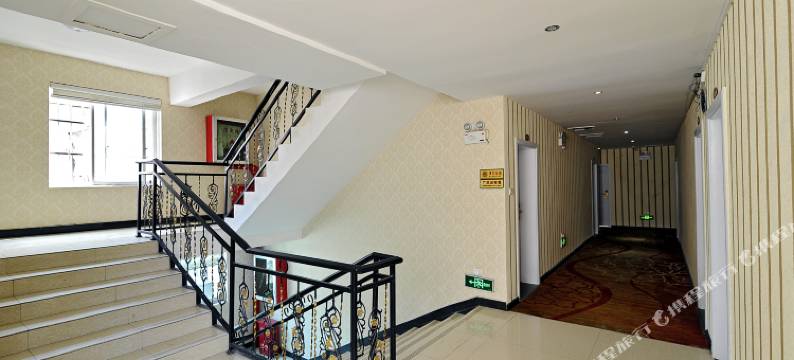 凯里东城西就大酒店(贵州电子信息学院店)图片